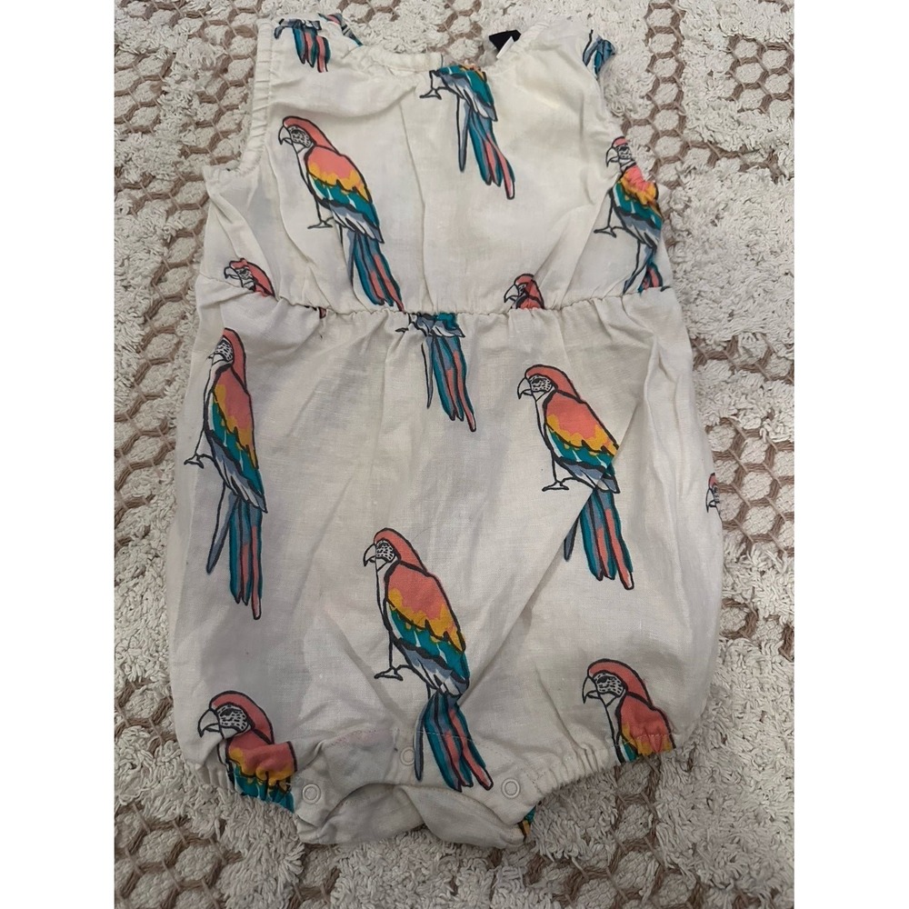 Tea collection parrot romper safari peekaboo back 12-18 macaw march beige